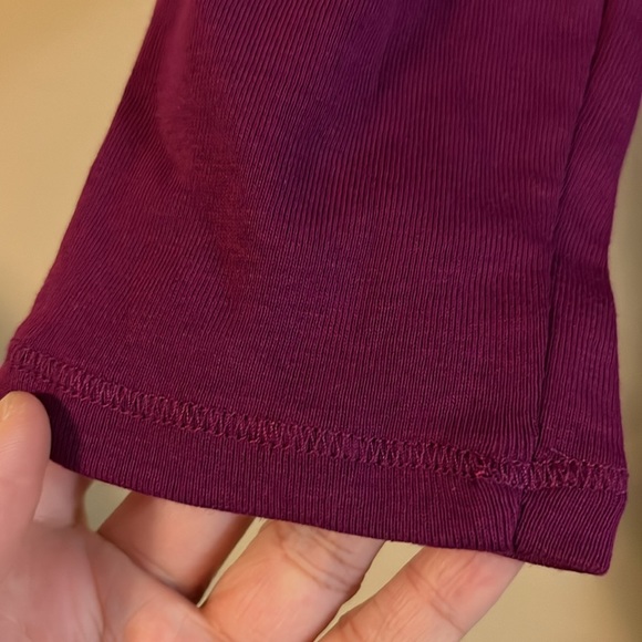 Victoria’s Secret Magenta Low V Neck 3/4 Sleeve 100% Cotton Tee XS - Picture 3 of 8